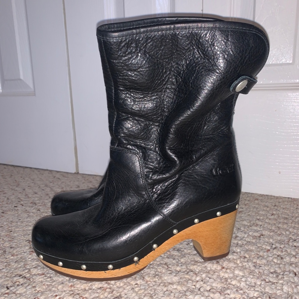 Lynnea black leather Ugg’s